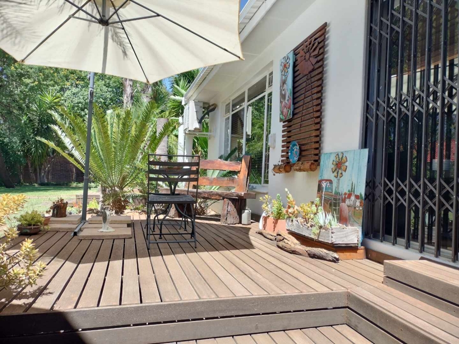 4 Bedroom Property for Sale in Langenhovenpark Free State